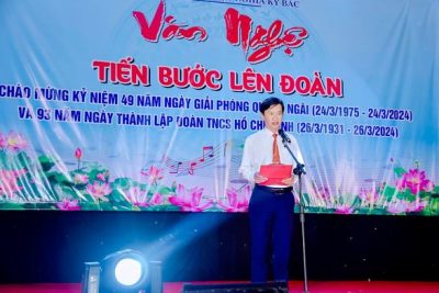 Chương trình văn nghệ “TIẾN BƯỚC LÊN ĐOÀN” năm học 2023-2024